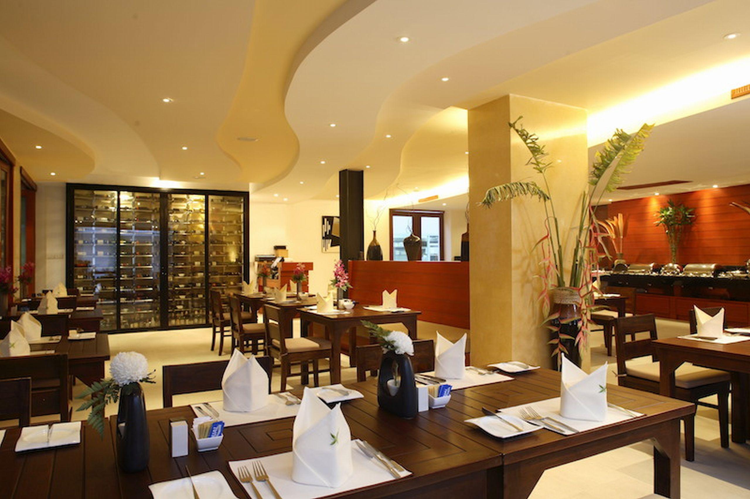 La Flora Resort Patong Restaurang bild