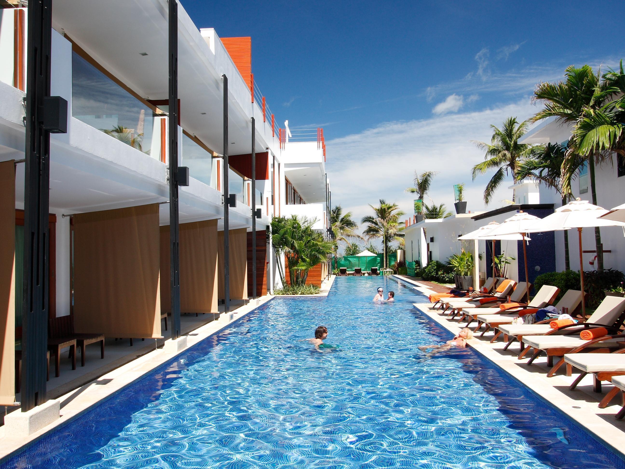La Flora Resort Patong Exteriör bild