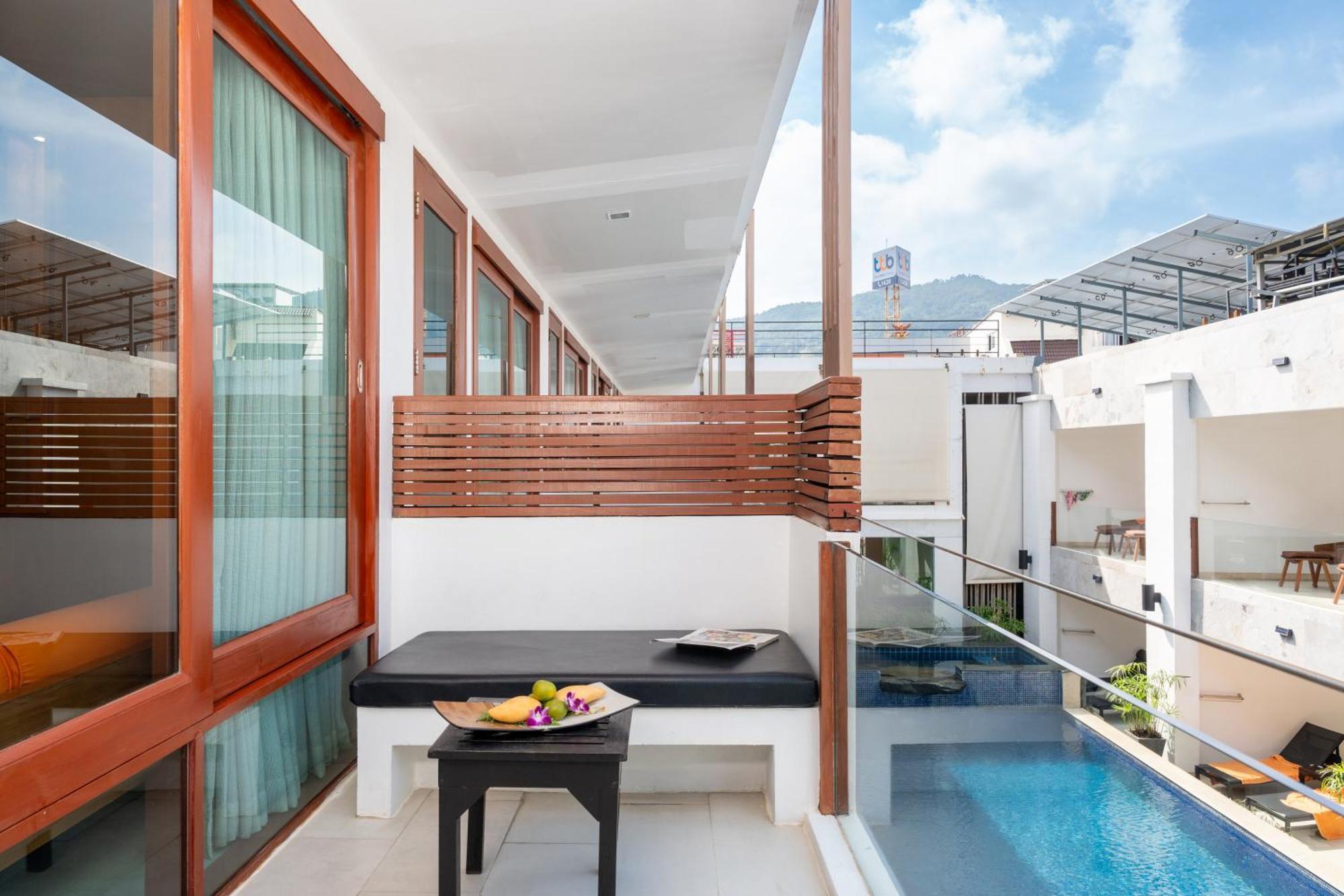 La Flora Resort Patong Exteriör bild